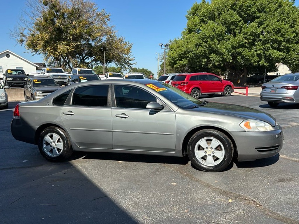 Photo 7 of this CHEVROLET IMPALA