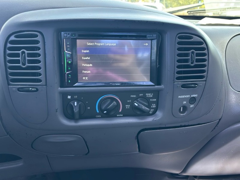 Photo 14 of this FORD F150