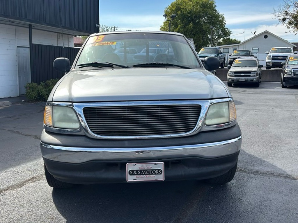 Photo 8 of this FORD F150