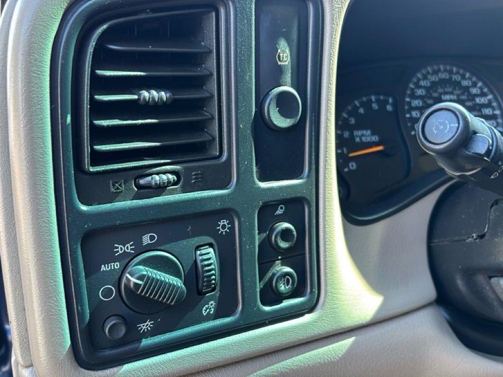 Photo 10 of this CHEVROLET SILVERADO 1500