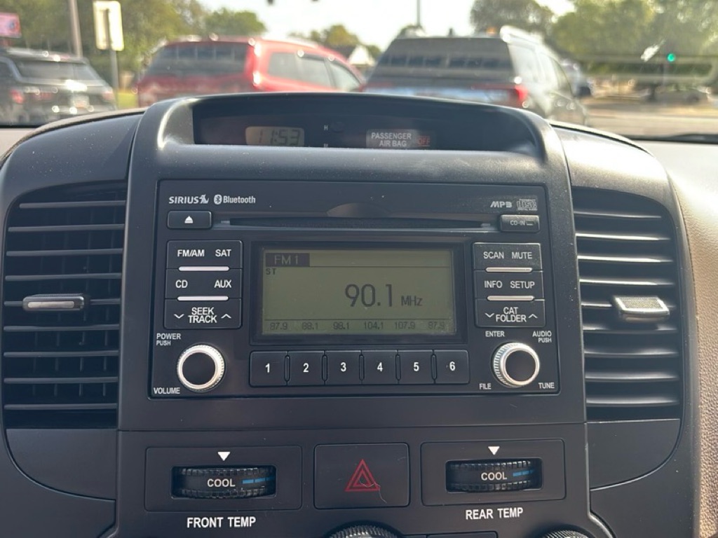 Photo 14 of this KIA SEDONA