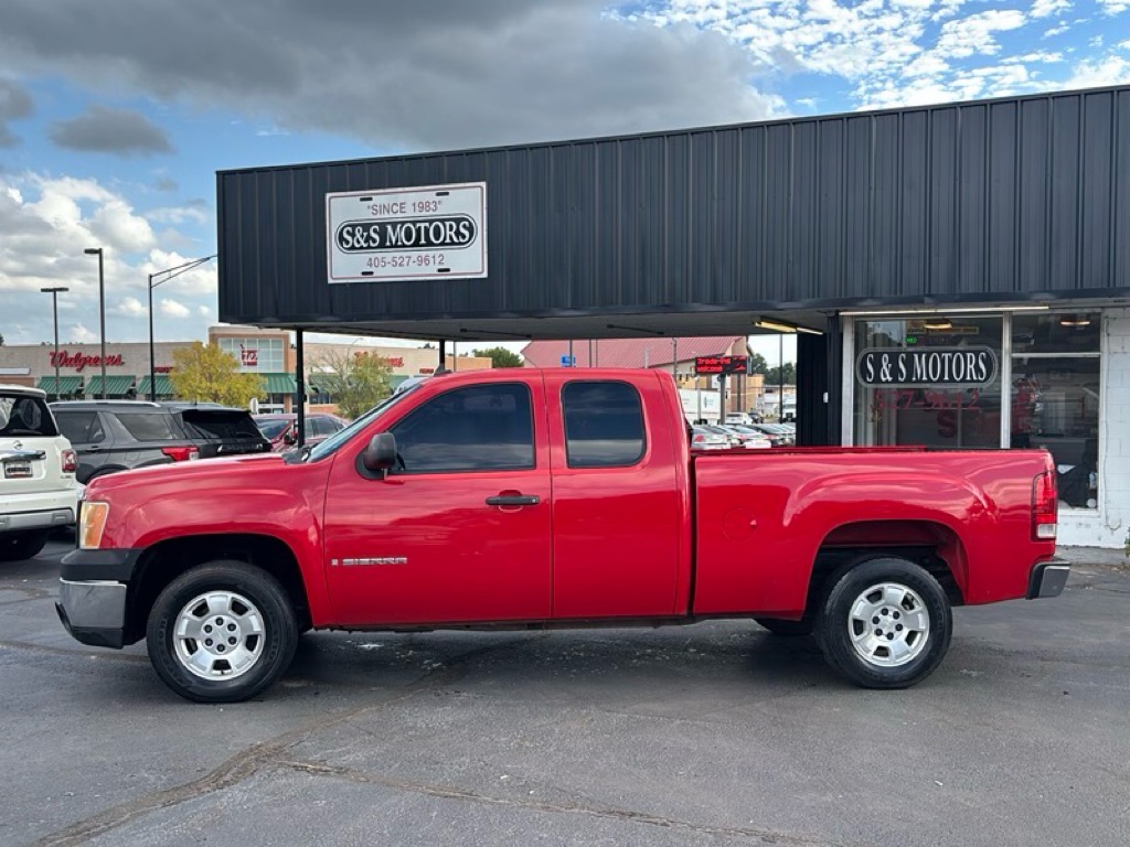 Photo 62 of this GMC SIERRA