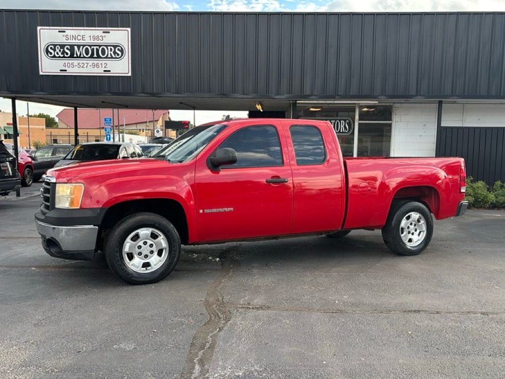 Photo 61 of this GMC SIERRA
