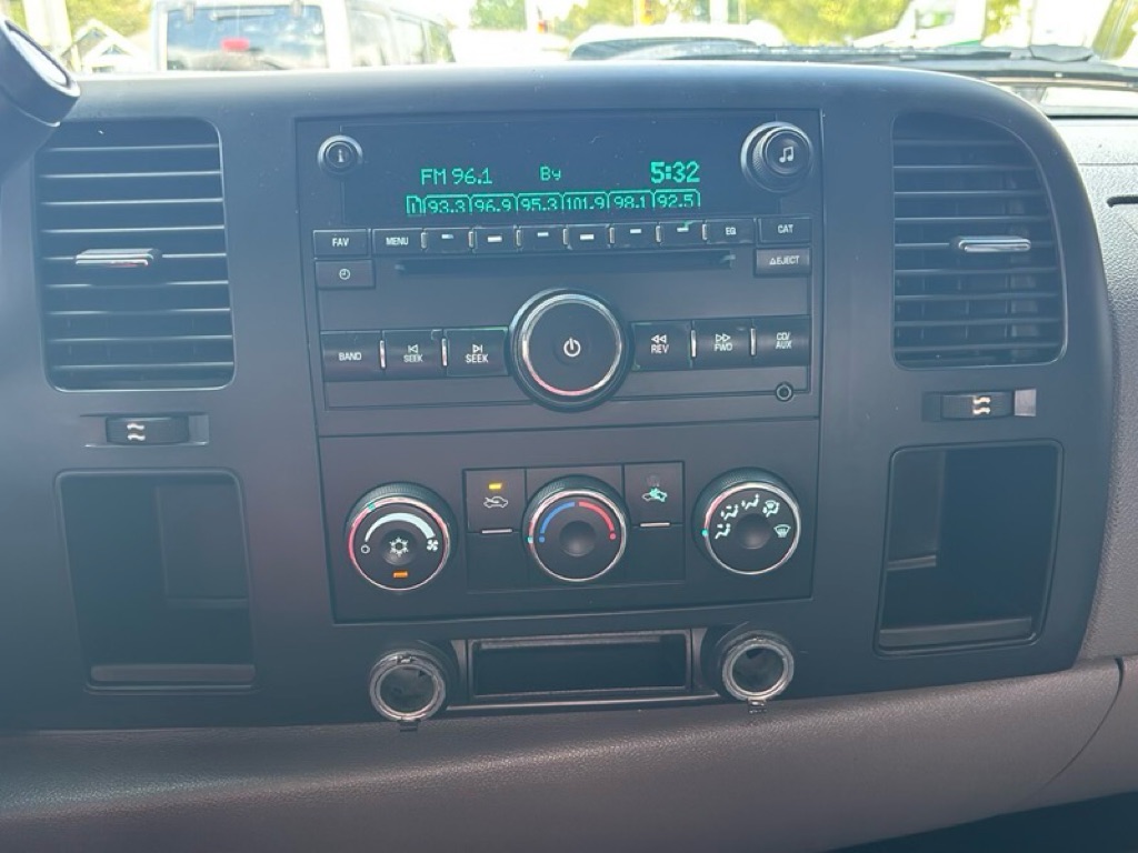Photo 73 of this GMC SIERRA