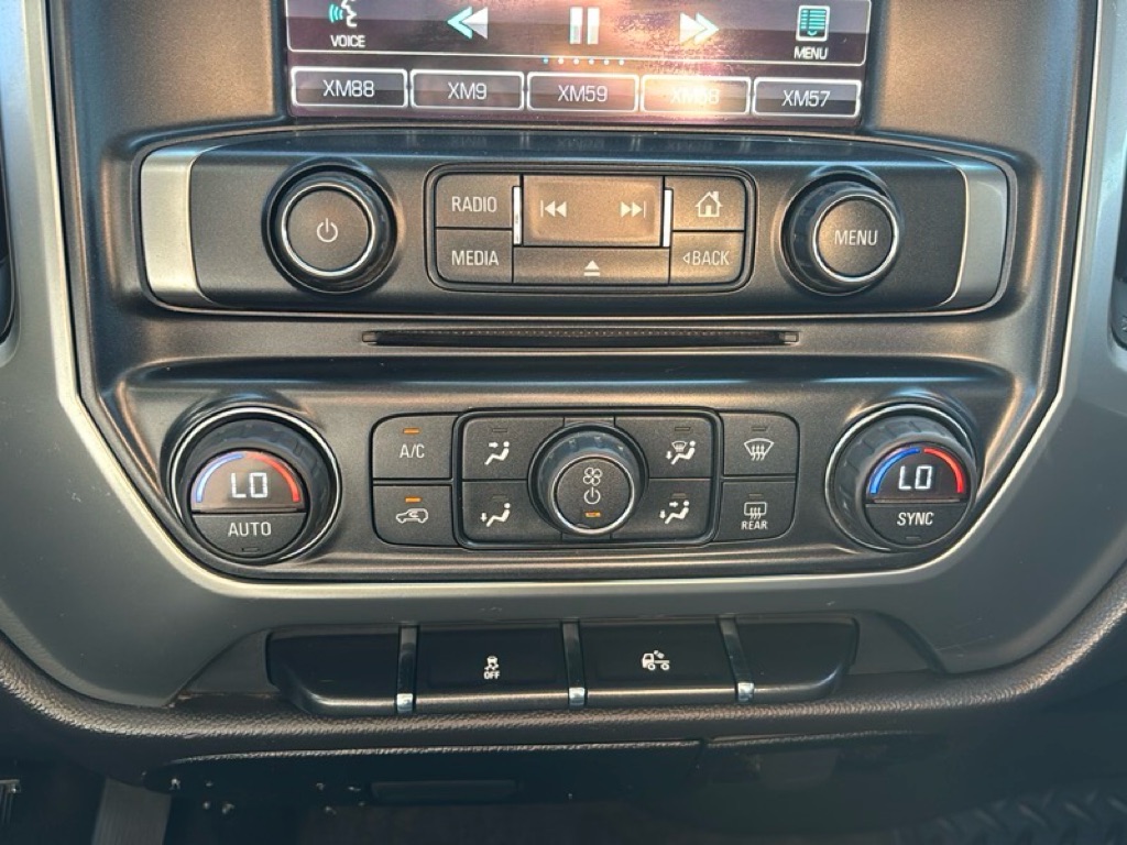 Photo 16 of this CHEVROLET SILVERADO 1500