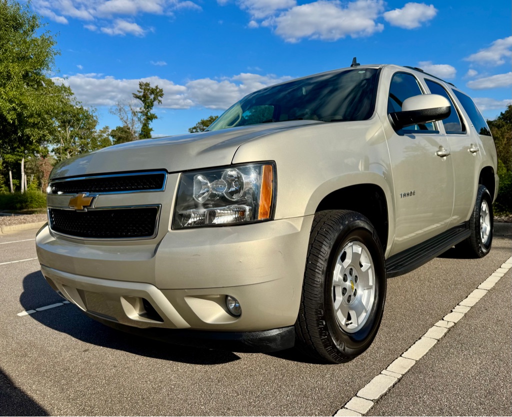2014 Chevrolet Tahoe LT's photo