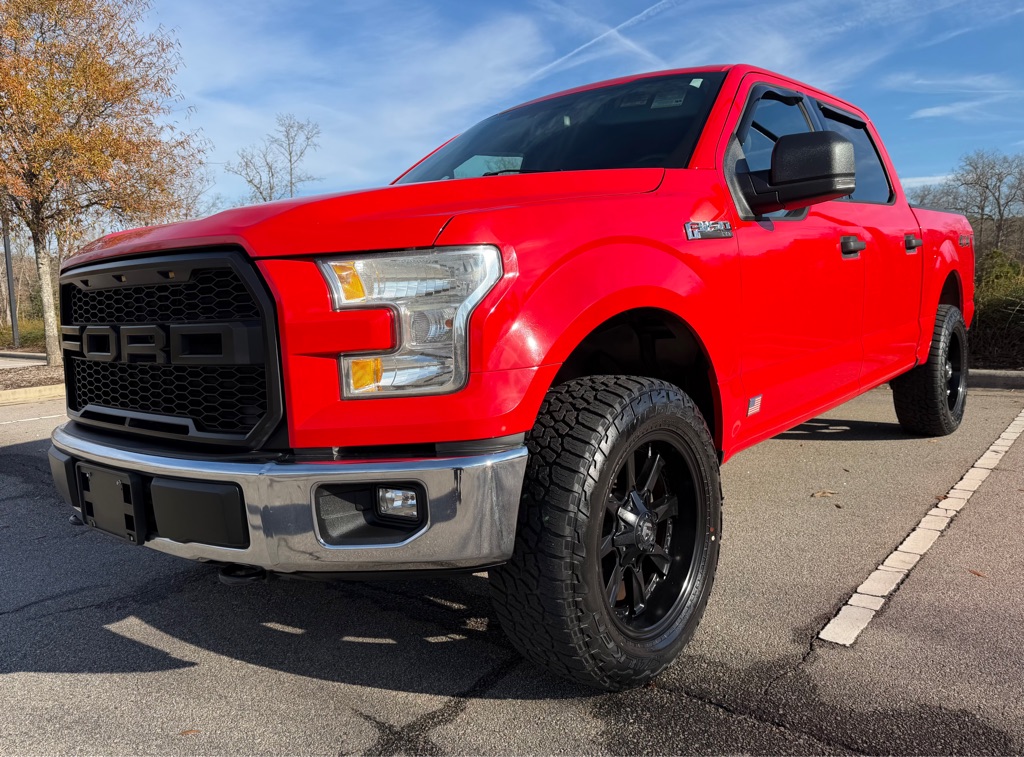 2015 Ford F-150 XLT's photo