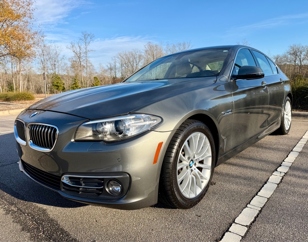 2014 BMW 5 Series 528i's photo