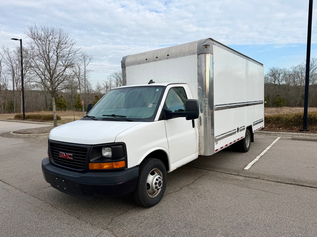 2016 GMC Savana Chassis 3500 177 Cutaway with 1WT RWD