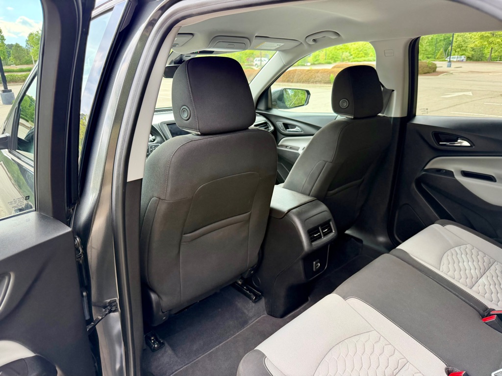 2020 Chevrolet Equinox LT - Photo 16
