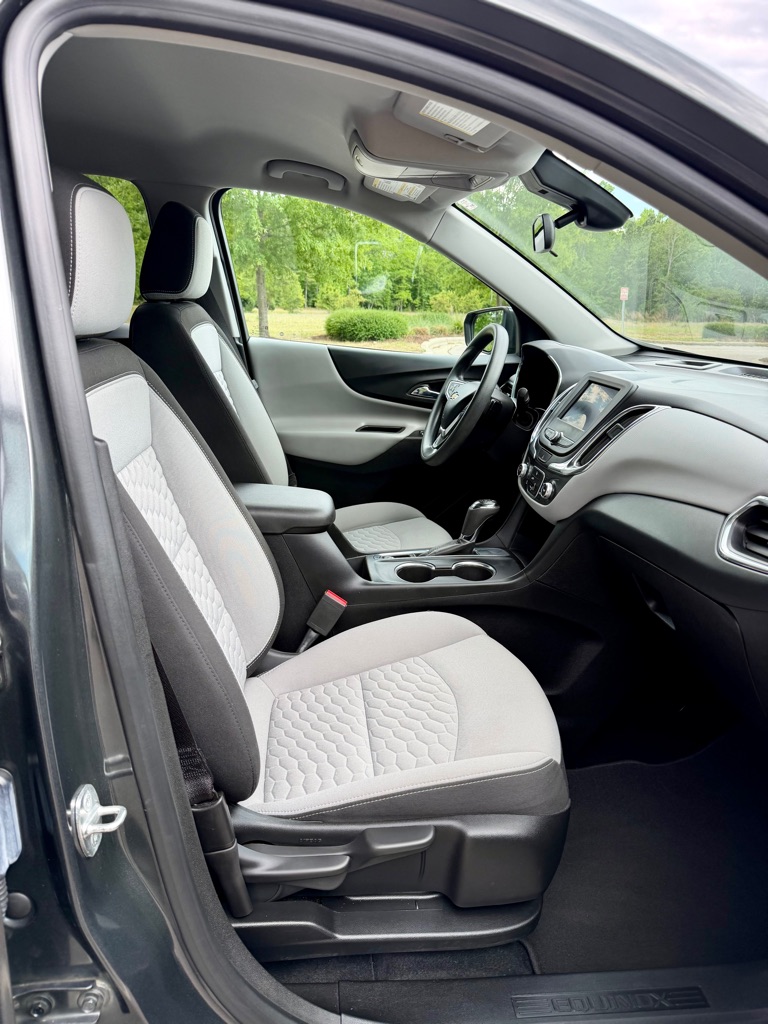 2020 Chevrolet Equinox LT - Photo 26