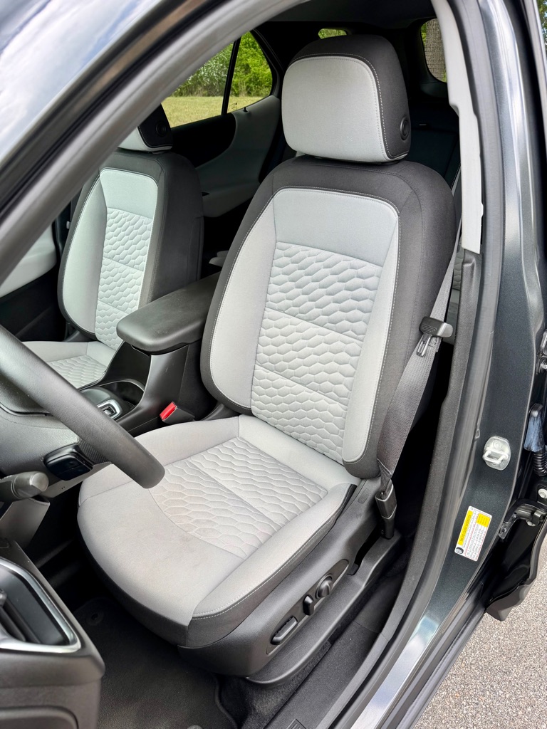 2020 Chevrolet Equinox LT - Photo 11