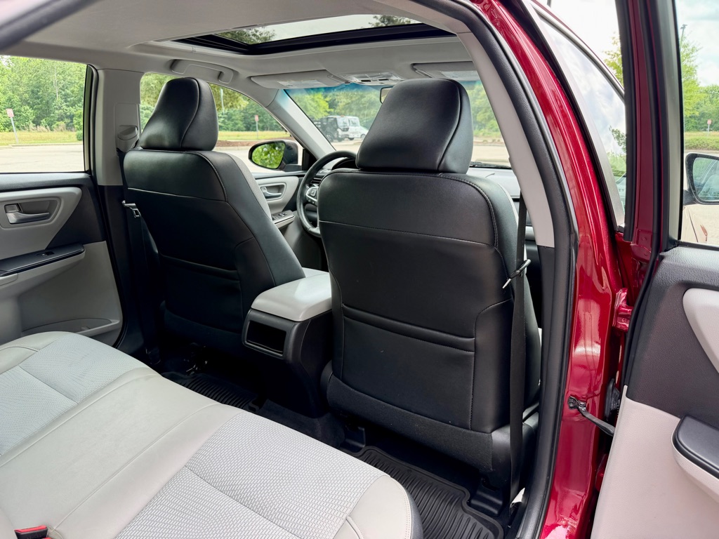 2016 Toyota Camry Special Edition - Photo 22
