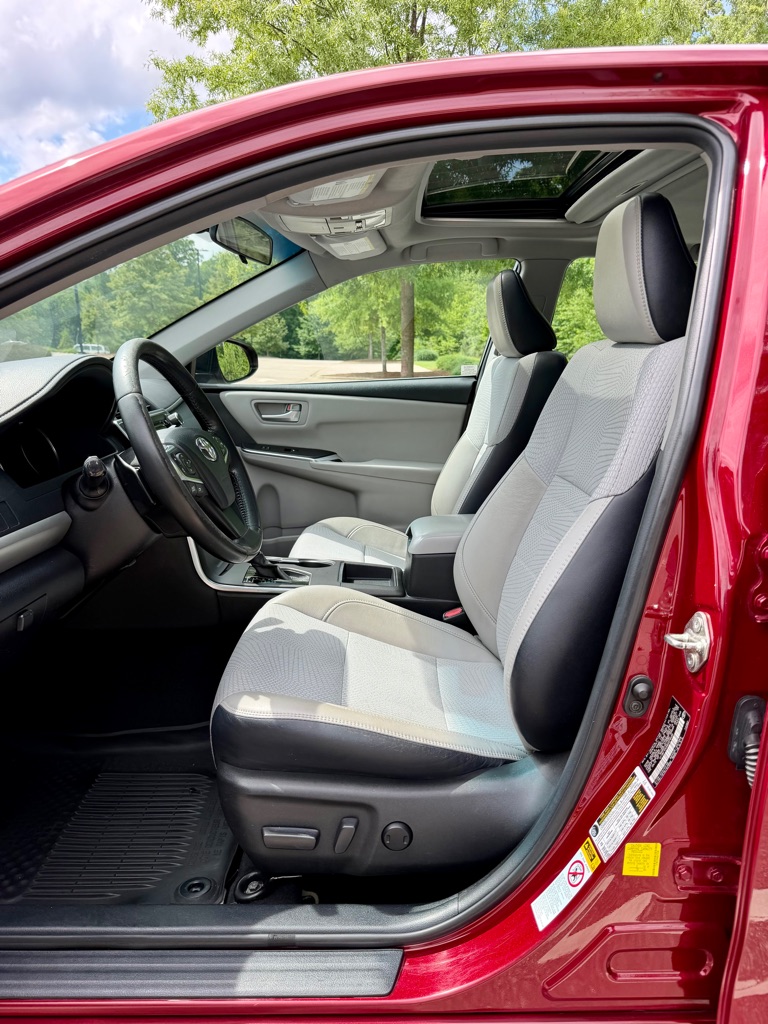 2016 Toyota Camry Special Edition - Photo 9