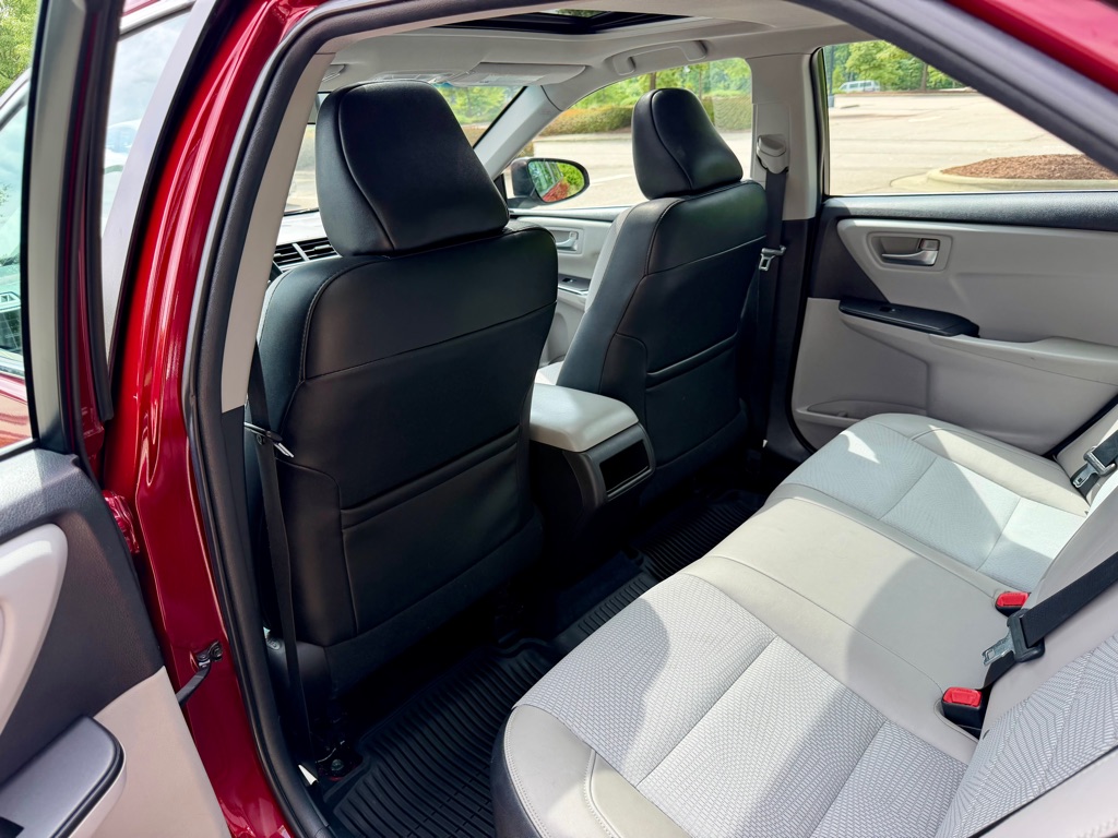 2016 Toyota Camry Special Edition - Photo 15
