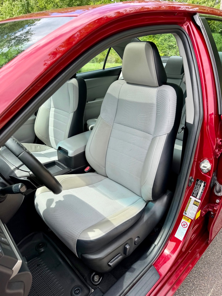 2016 Toyota Camry Special Edition - Photo 10