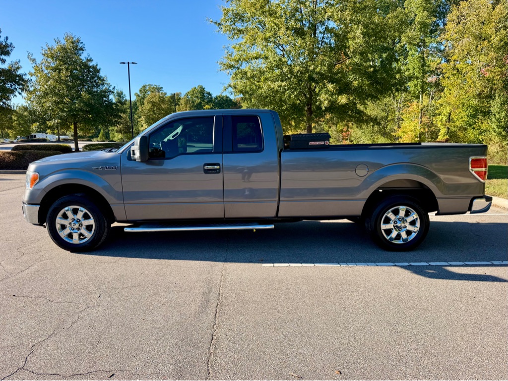 Photo 8 of this FORD F150