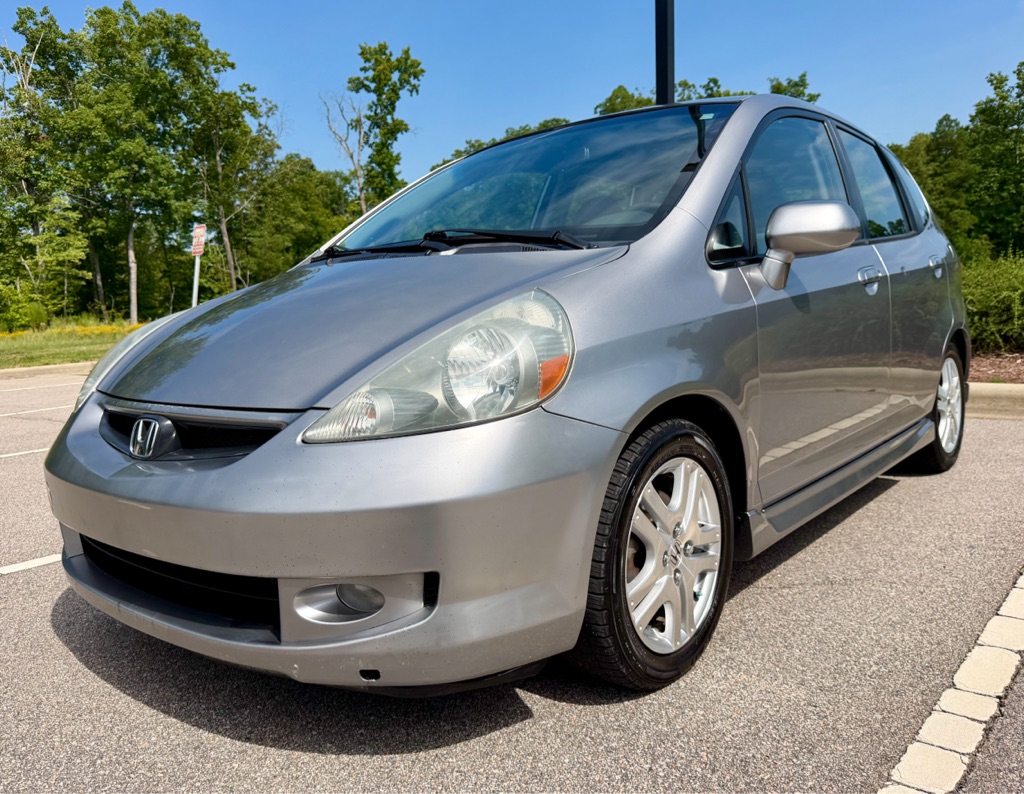 Gray 2007 Honda Fit Hatchback Front-Wheel Drive Automatic