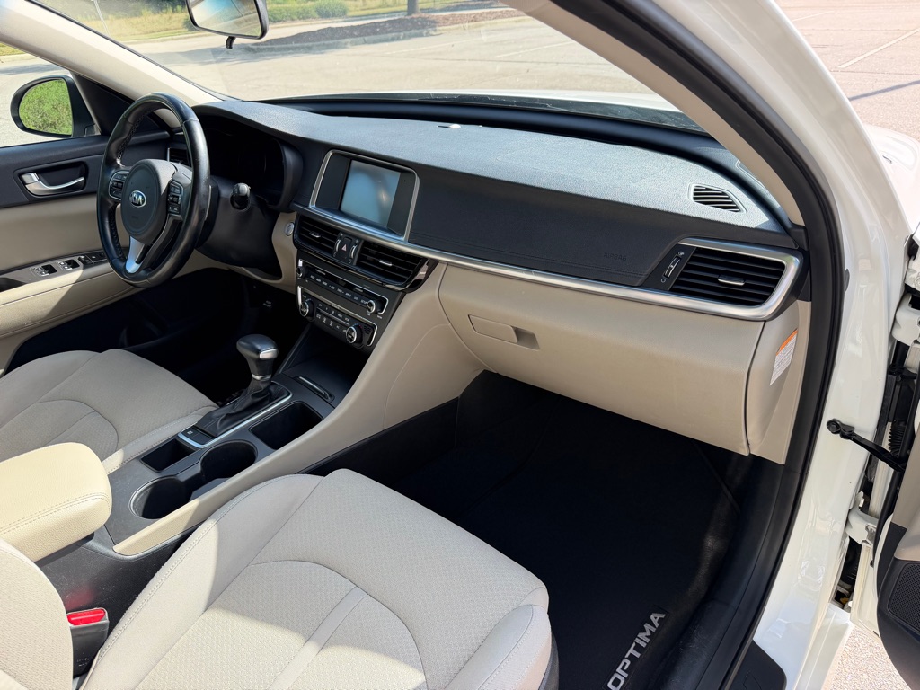 Photo 28 of this KIA OPTIMA