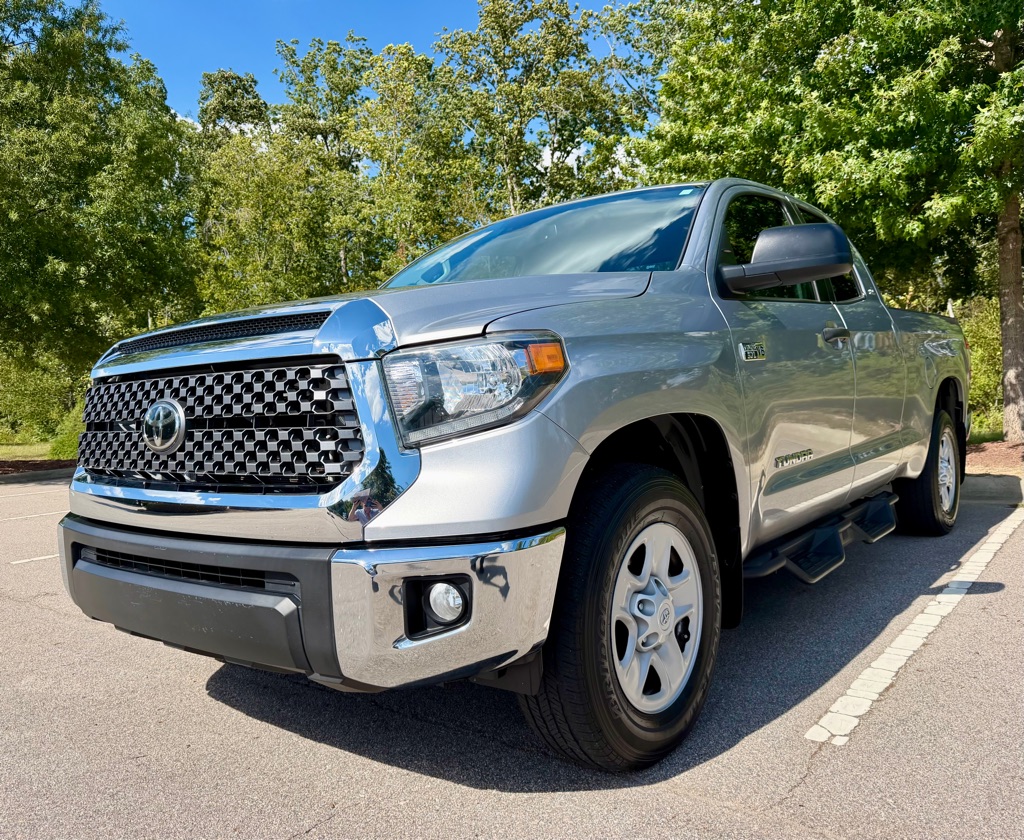 2021 TOYOTA TUNDRA SR5 grade