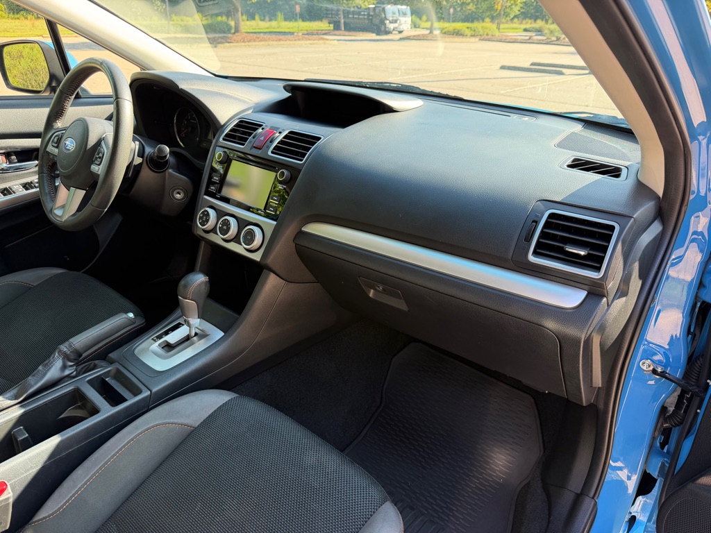 Photo 28 of this SUBARU CROSSTREK