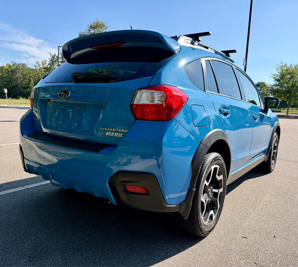 Photo 5 of this SUBARU CROSSTREK