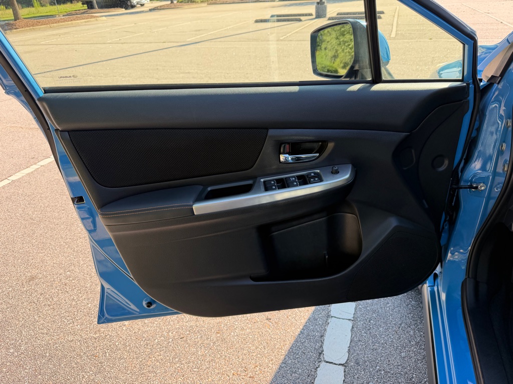 Photo 13 of this SUBARU CROSSTREK