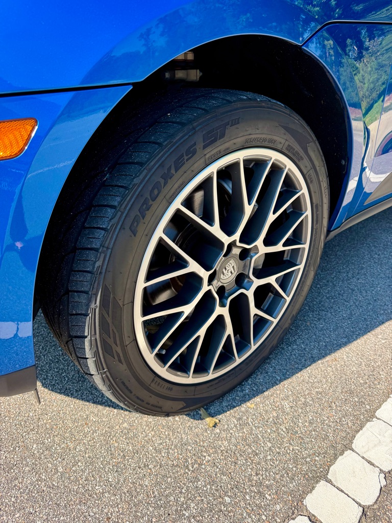 Photo 9 of this PORSCHE MACAN