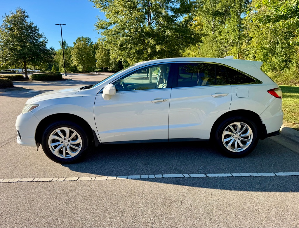 Photo 8 of this ACURA RDX