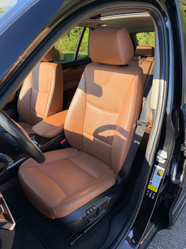Photo 11 of this BMW X3