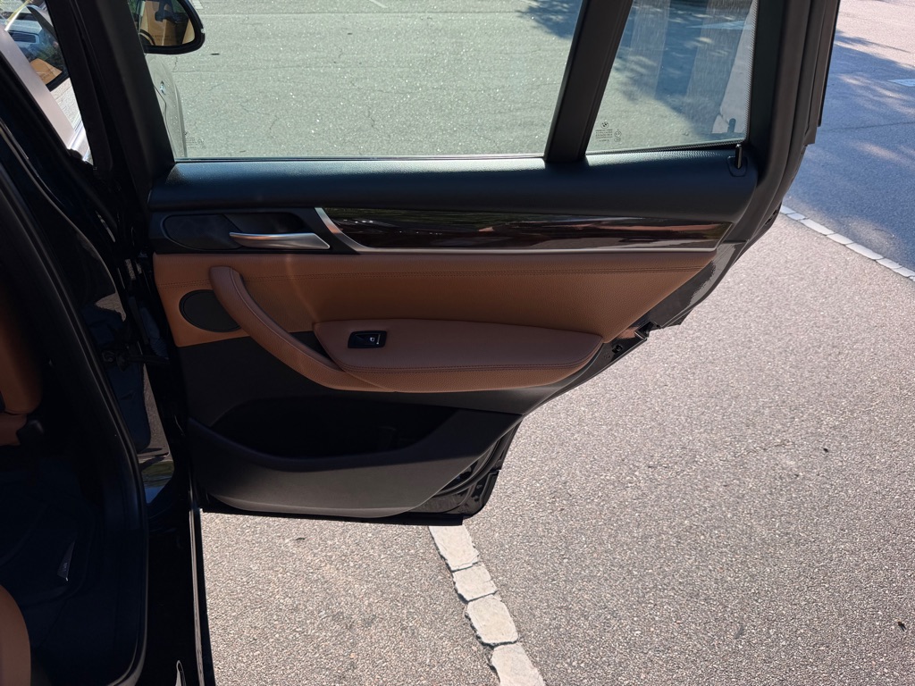 Photo 25 of this BMW X3