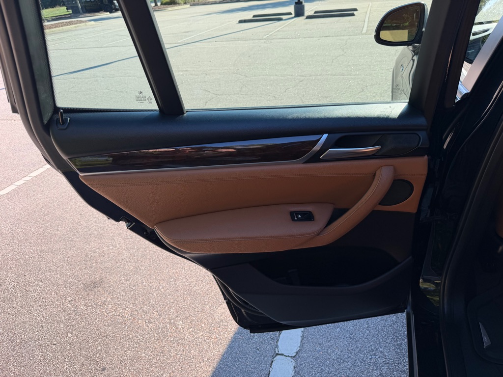 Photo 17 of this BMW X3