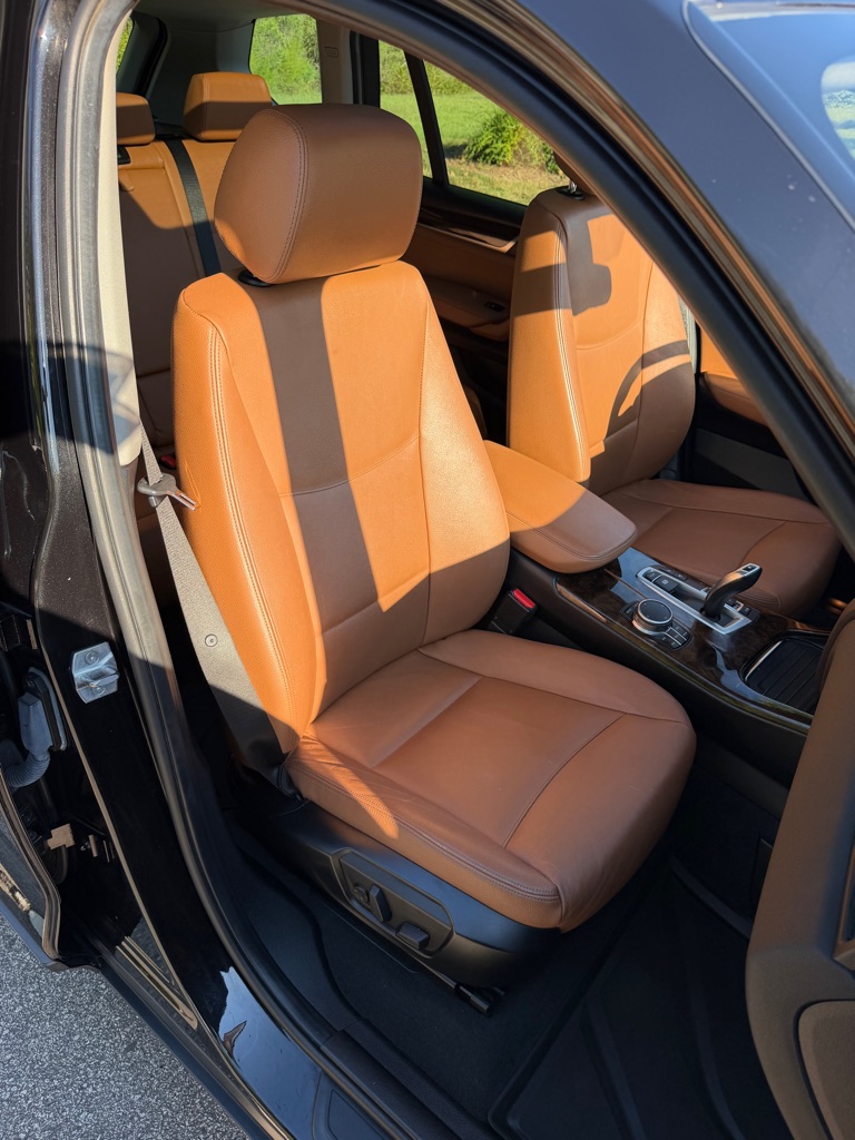 Photo 27 of this BMW X3