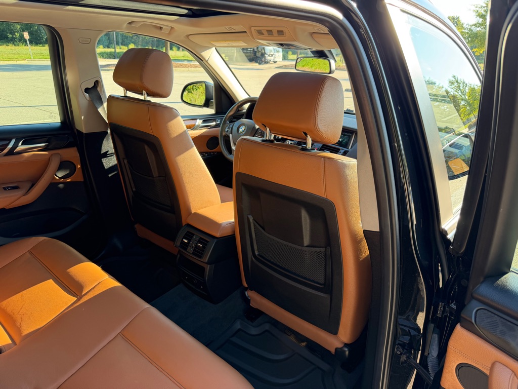 Photo 24 of this BMW X3