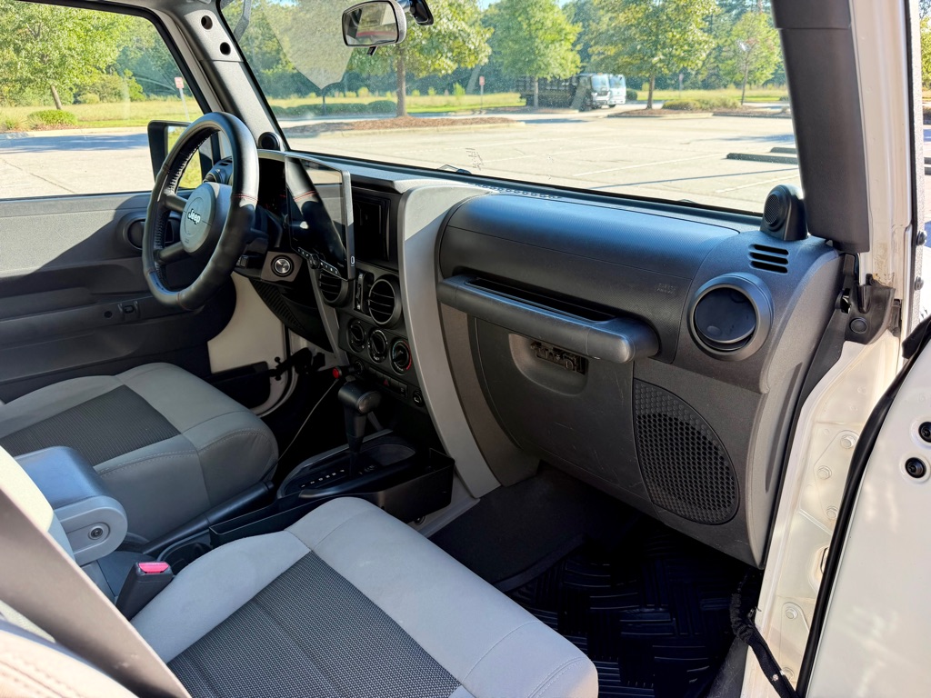 Photo 26 of this JEEP WRANGLER UNLIMI