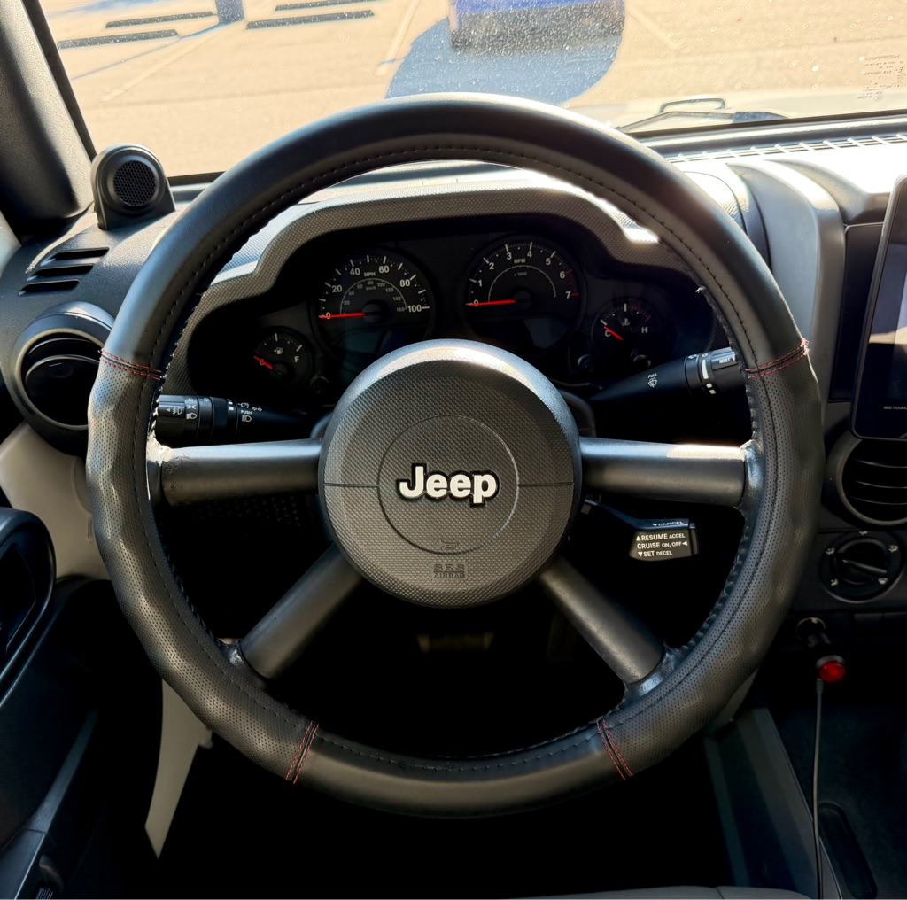 Photo 18 of this JEEP WRANGLER UNLIMI