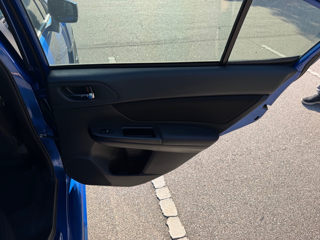 Photo 25 of this SUBARU WRX