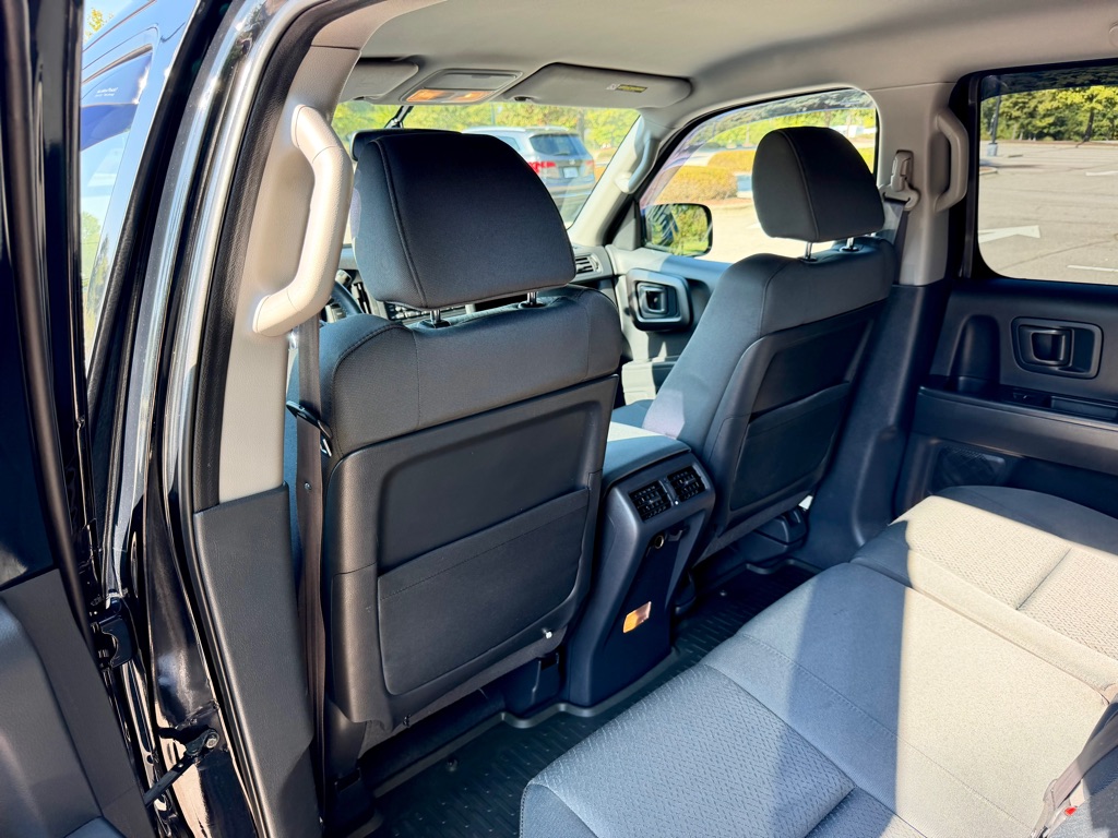 Photo 16 of this HONDA RIDGELINE