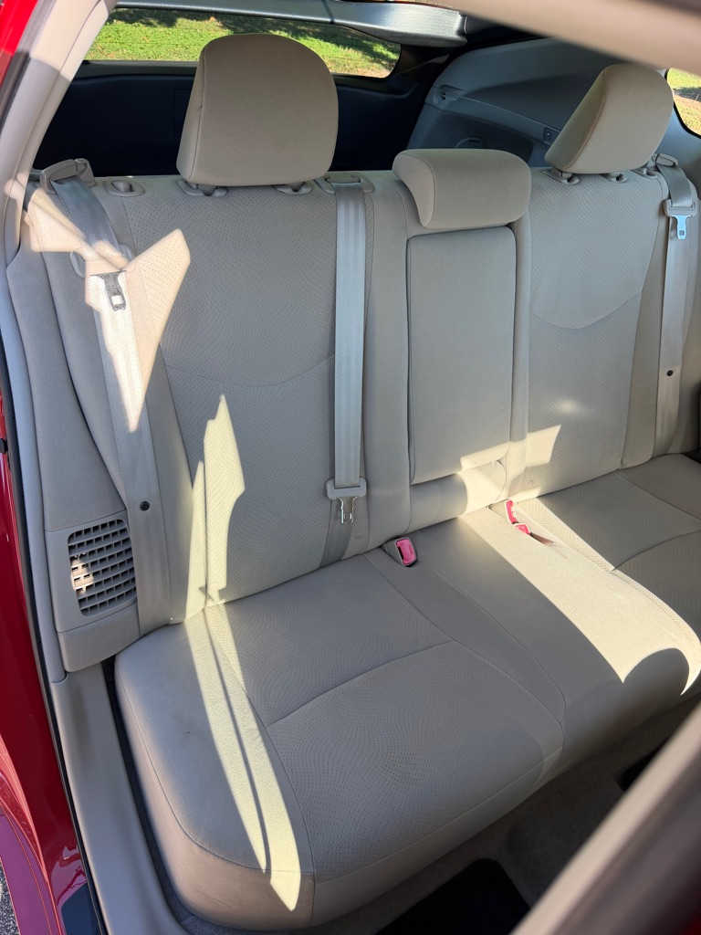Photo 22 of this TOYOTA PRIUS
