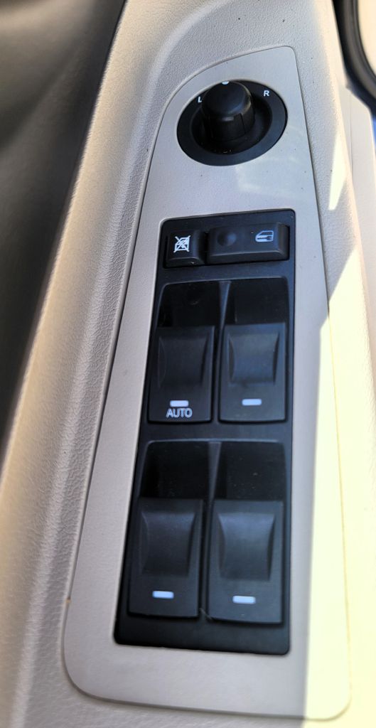 Photo 18 of this DODGE CHARGER