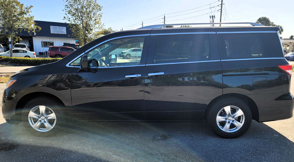 Photo 11 of this NISSAN QUEST