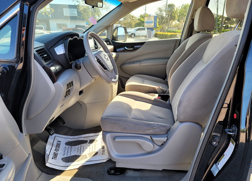 Photo 13 of this NISSAN QUEST
