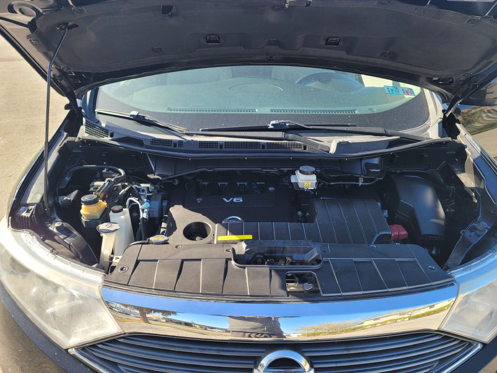 Photo 18 of this NISSAN QUEST