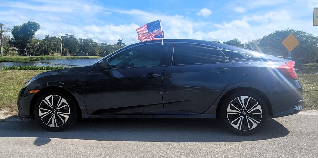 Photo 7 of this HONDA CIVIC