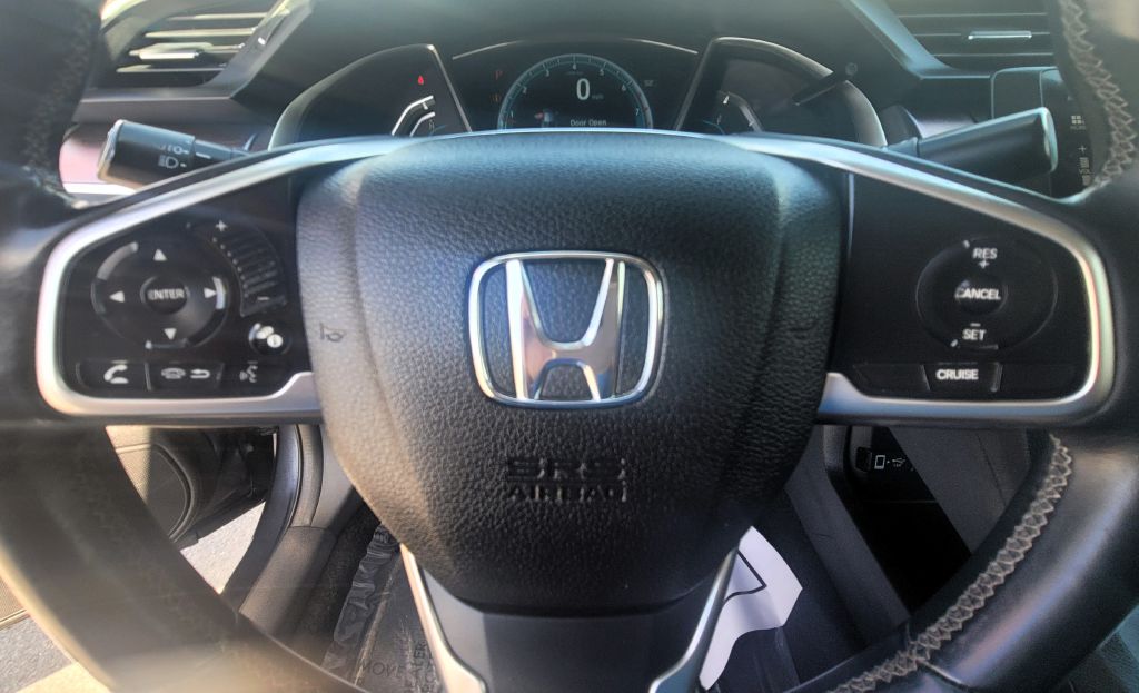 Photo 18 of this HONDA CIVIC