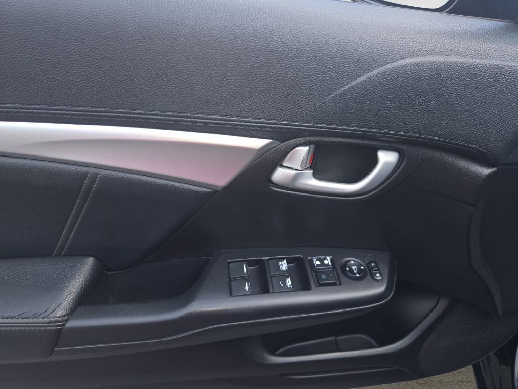 Photo 15 of this HONDA CIVIC