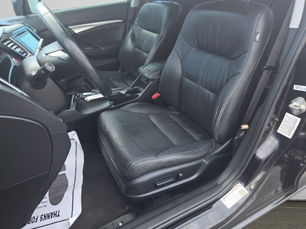 Photo 16 of this HONDA CIVIC