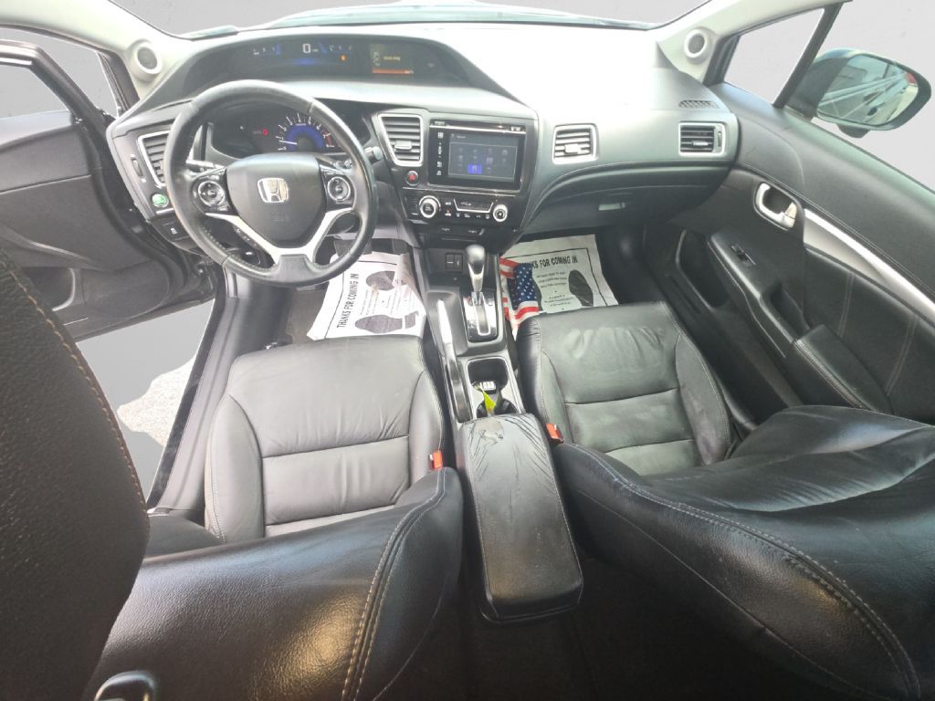 Photo 18 of this HONDA CIVIC