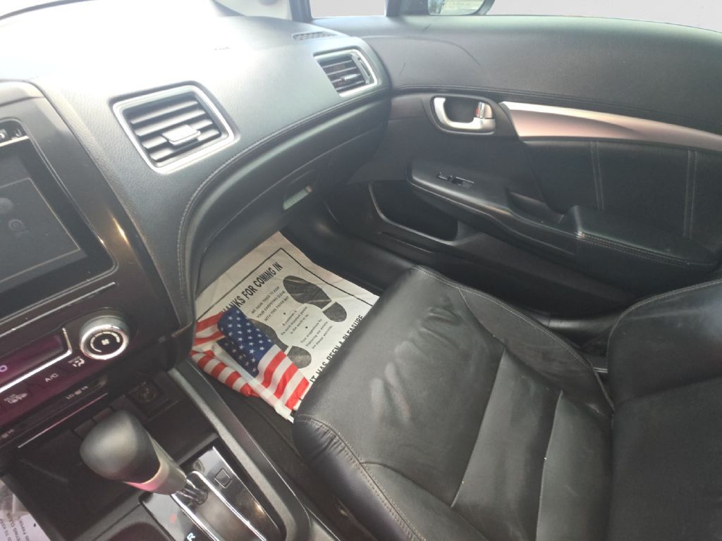 Photo 19 of this HONDA CIVIC