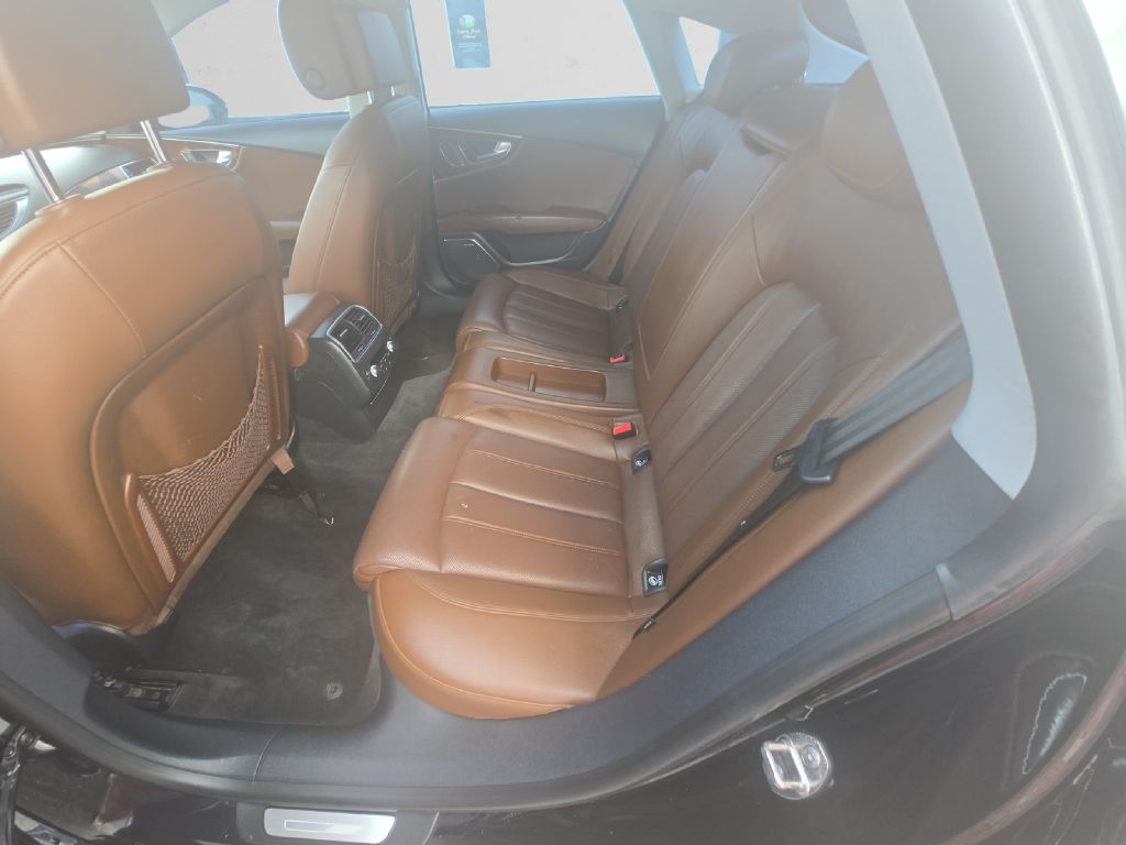 Photo 11 of this AUDI A7